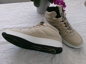 Sneaker s der Marke Karl Kani Bild 4