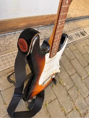 E-Gitarre Fender Bild 3