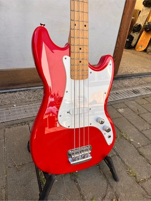 E-Bass Fender Bild 2