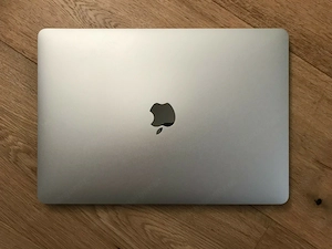 Macbook Pro 512GB 16GB Touch Bar  Bild 2
