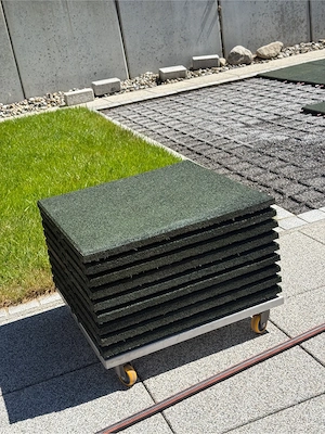 Spielplatzplatten