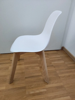 Tisch mit Stuhl Kind Bild 3