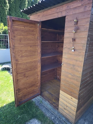 **RESERVIERT**  Gartenhaus Gerätehaus Gartenschuppen Holzhaus 152 x 111 cm Bild 4
