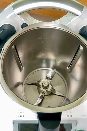 Thermomix TM6 mit sehr viel zusätzlichem Zubehör Bild 4