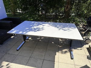 HALI Schreibtsich 180 x 100 cm, Höhenverstellbar von 68cm bis 82cm
