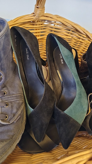 Privater Kleider - Schuh - und Taschenverkauf am 2. Mai 2026 Bild 6