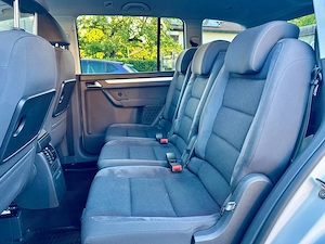 VW Touran Style 1,6 TDI Bild 4