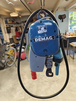 Demag Kettenkran 500kg