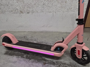 E-Scooter für Mädchen 