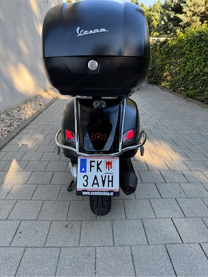 Vespa GTS 125 i.e. Super Bild 2
