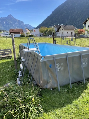gebrauchter INTEX Swimming Pool