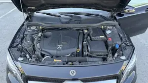 Mercedes-Benz GLA 220 CDI 4Matic - AMG Paket Bild 9