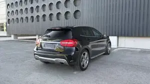Mercedes-Benz GLA 220 CDI 4Matic - AMG Paket Bild 10