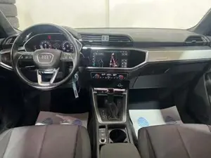 Audi Q3 Bild 8