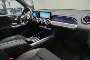 Mercedes-Benz EQB 350 4MATIC Navi ACC ParkAss. SpurH Pano HUD Bild 9
