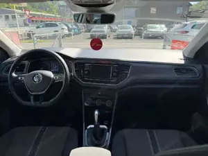 Volkswagen T-Roc Bild 7