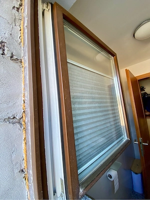 Fenster 86 x 105 cm Holz innen weiß   außen braun Bild 5
