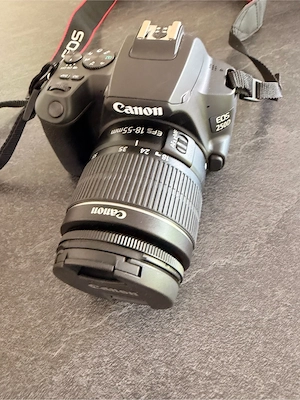 Canon EOS250d Spiegelreflexkamera Bild 2