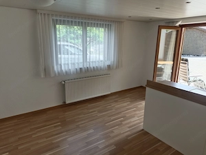 Miete mit Betriebskosten 750 Euro, 2 Zimmer EG-Wohnung zu vermieten  Bild 4