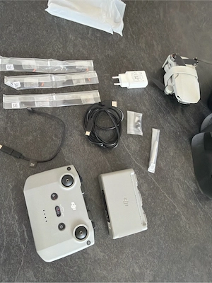 DJI mini 2 "Fly more Kombo" Bild 3