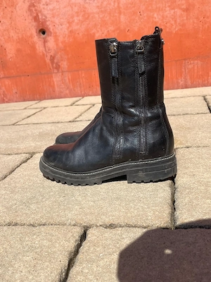 Schwarze Stiefel Tamaris Bild 3