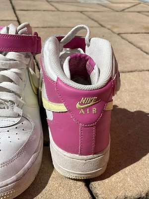 Nike Air Schuhe Bild 3