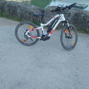 Kinderfahrrad mit E-Motor Bild 4