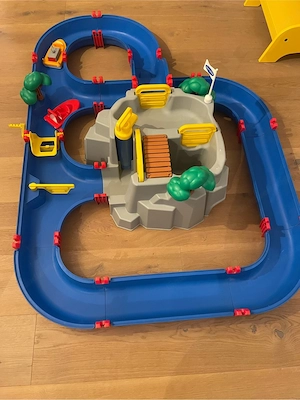 Aquaplay Mountain Lake Wasserspielzeug Bild 2
