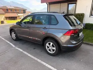 Volkswagen Tiguan 1.4 TSI 2017   Sehr gepflegt Bild 2