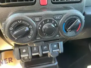 Suzuki Jimny Bild 19