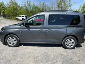 VW Caddy Bild 9