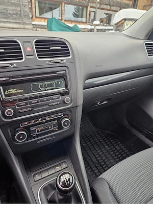 VW Golf Comfortline Bild 5