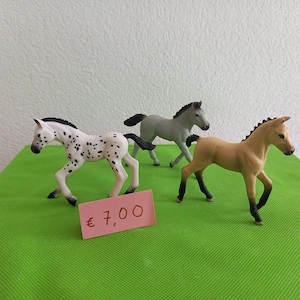 Spielfiguren Pferde Bild 3