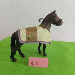 Spielfiguren Pferde Bild 3
