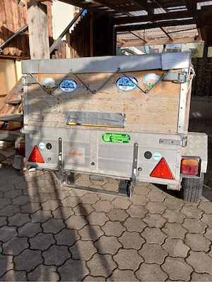 Auto Anhänger Bild 3