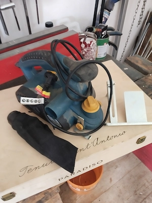 Stichsäge und Hobelmaschine Bild 3