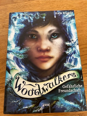 Bücher Woodwalkers Bild 2