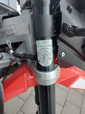 Aprilia SX50 Factory  Bild 3