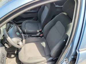Skoda Fabia Benzin mit Pickerl Bild 3