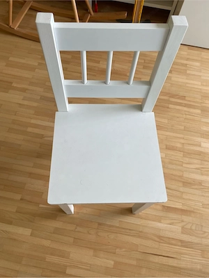 Kindertisch Maltisch mit 2 stühlen Bild 4