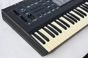 Crumar BIT 99 polyphoner Analog-Synthesizer Bild 6