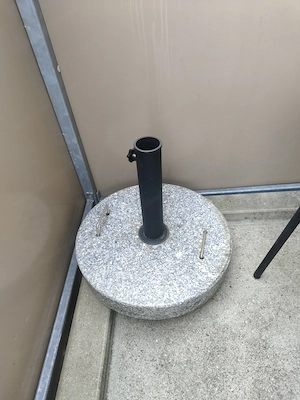 Granit Schirmständer 