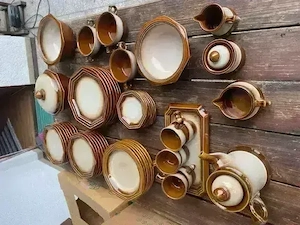 50 teiliges rustikales Kaffee- und Essgeschirr f. 6 Personen