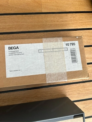 Zumtobel   BEGA Einbaugehäuse Bild 2