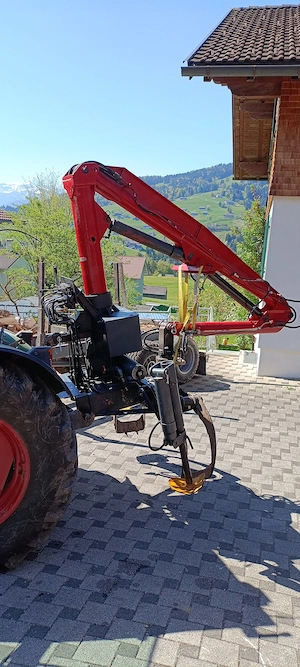 Kran Atlas Forst Kran Dreipunkt  Bild 8