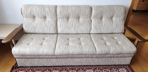 Couch + 2 Stühle + Couchtisch