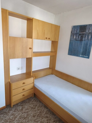 Kinderzimmermöbel (Bett + Schrank + Schreibtisch) Bild 2