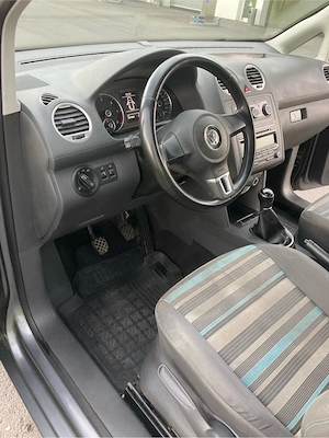 VW Caddy Family 1,6 TDI Bild 9