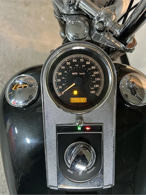 Harley Davidsob Softail FXSTC Custom Bild 6