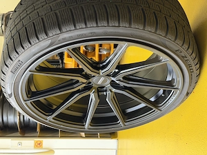 Vossen Alufelgen 22 Zoll schwarz.